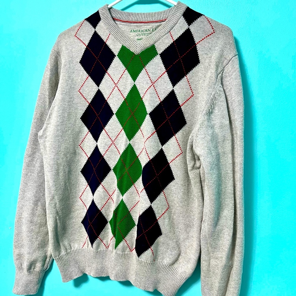 NWOT AEO mens fitted argyle sweater